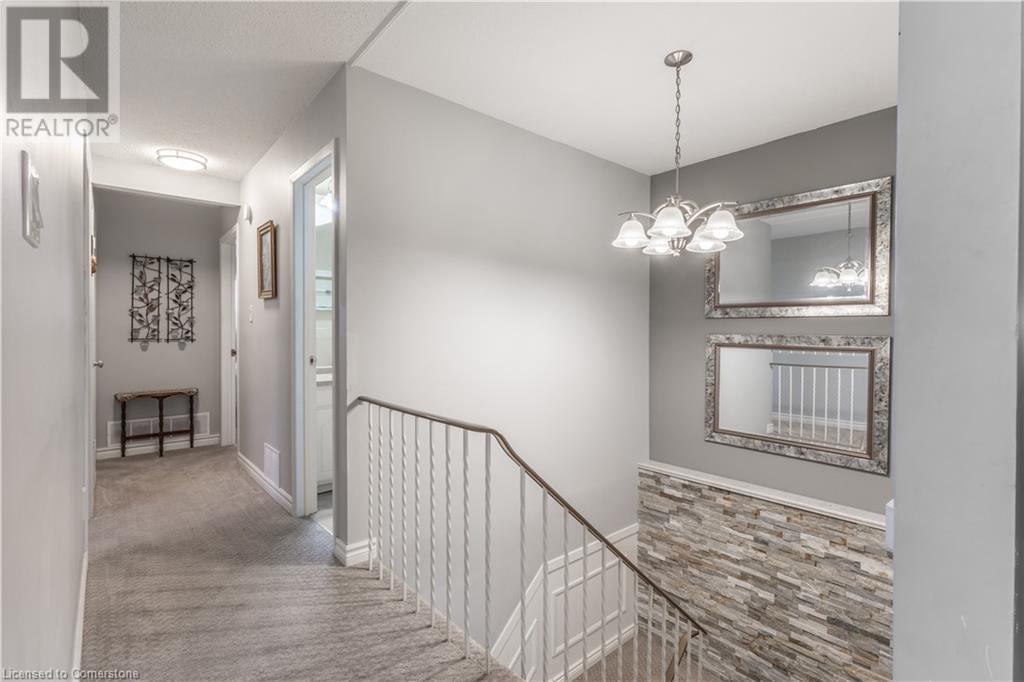 5283 Bromley Road, Burlington, Ontario  L7L 3G1 - Photo 9 - 40682548