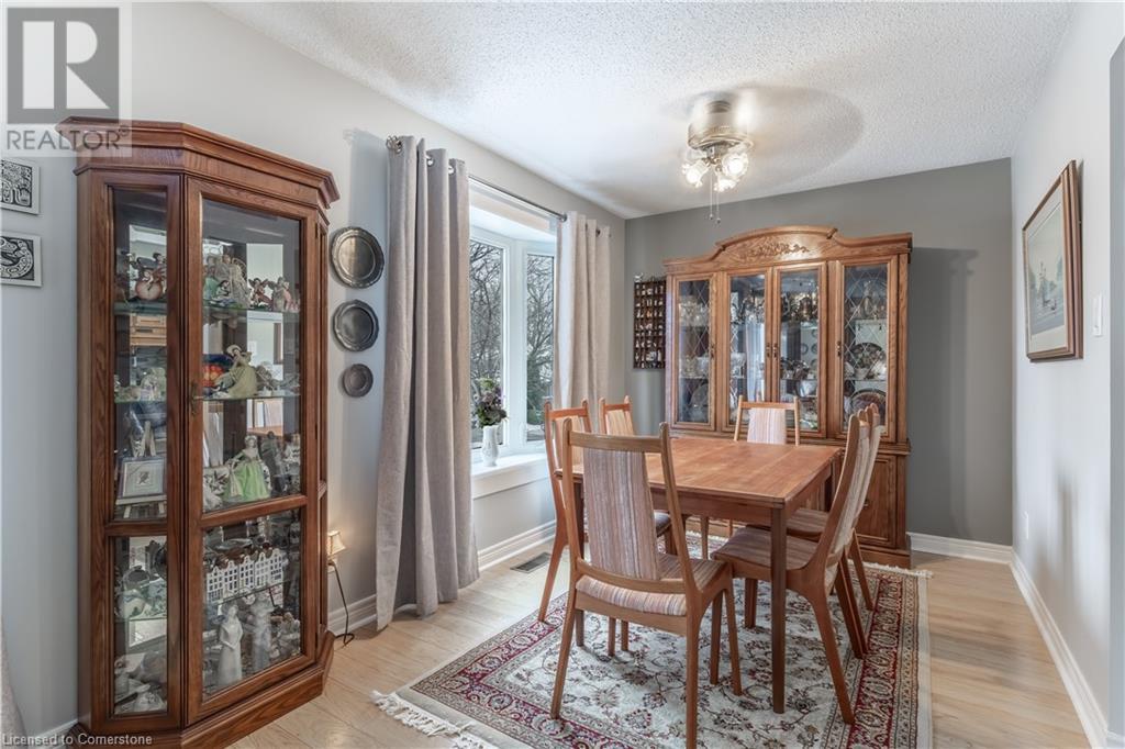 5283 Bromley Road, Burlington, Ontario  L7L 3G1 - Photo 7 - 40682548