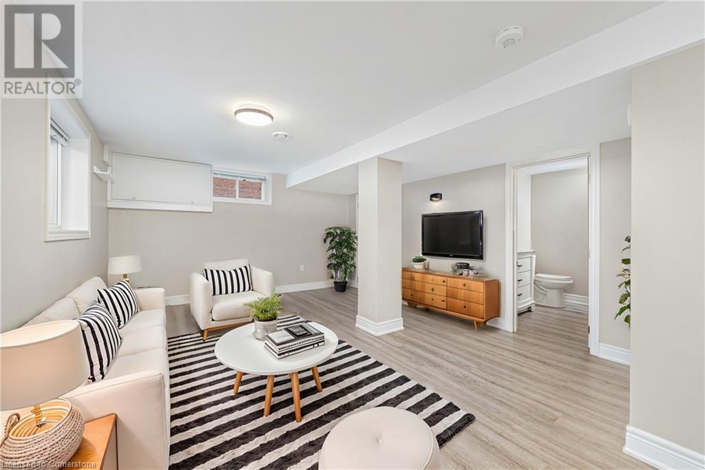 6 Murray Street Unit# Lower, St. Catharines, Ontario  L2M 1S4 - Photo 4 - 40683821