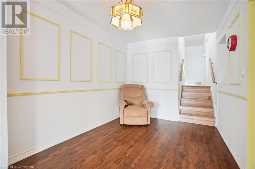 77 Cranbrook DriveHamilton, Ontario  L9C 4S5 - Photo 16 - 40684173