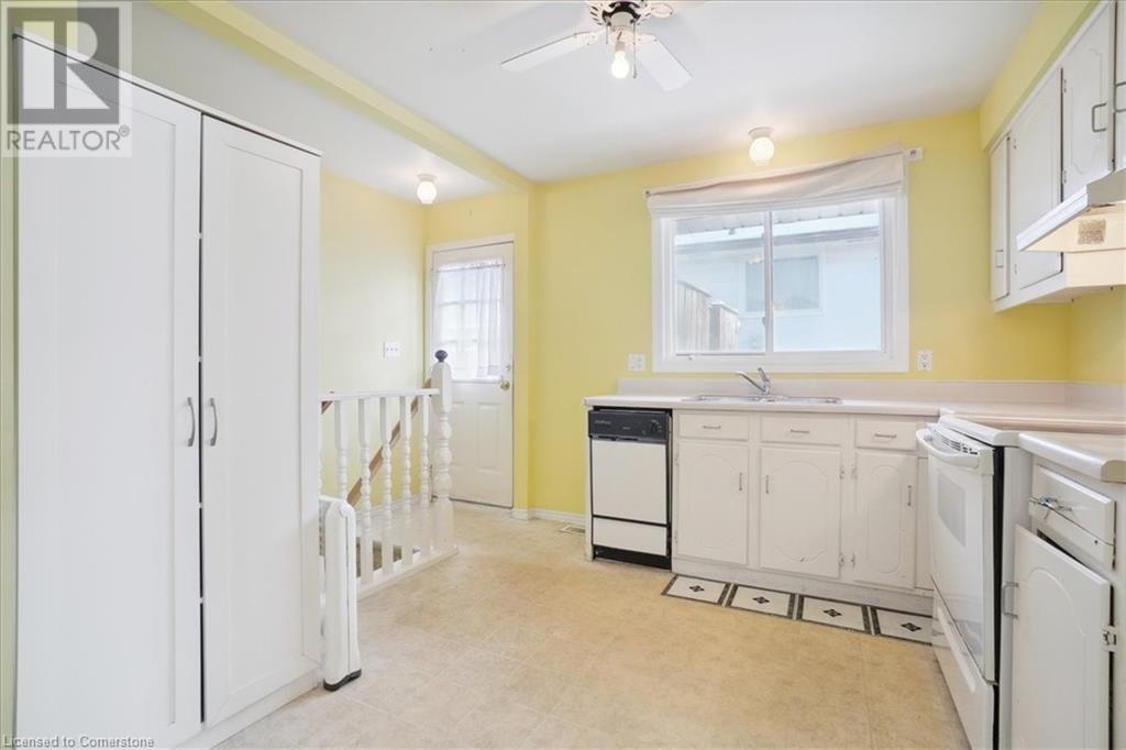 77 Cranbrook DriveHamilton, Ontario  L9C 4S5 - Photo 19 - 40684173