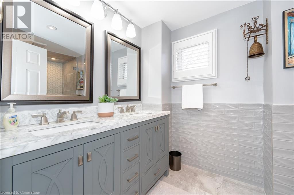 1225 Saddler CircleOakville, Ontario  L6M 2X5 - Photo 28 - 40683846