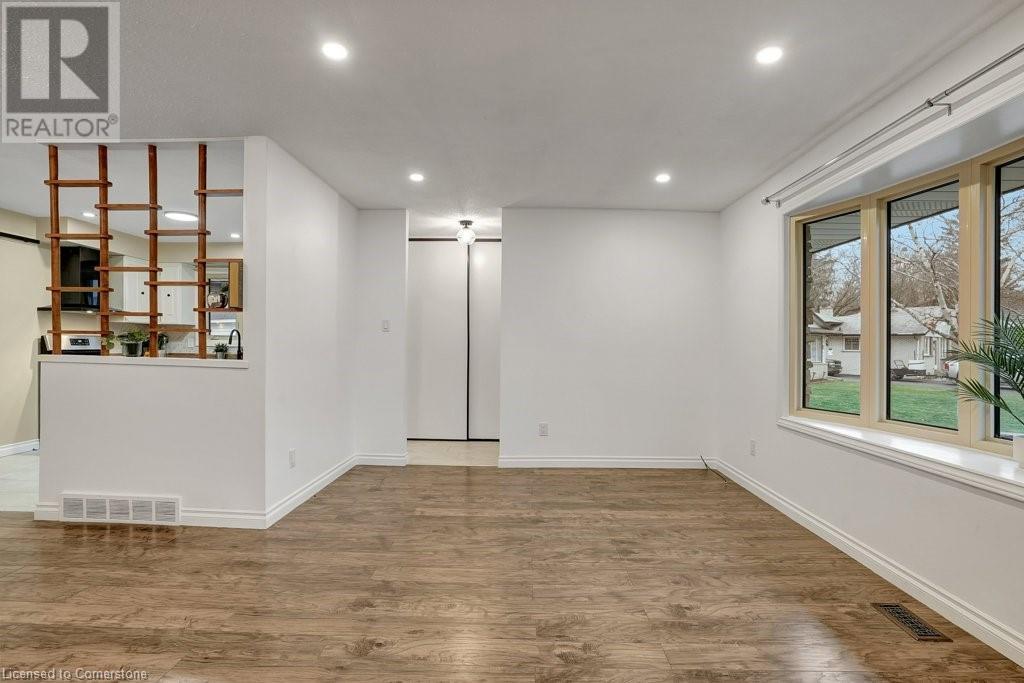 67 Kimberly Crescent Unit# Upper, Kitchener, Ontario  N2E 1C8 - Photo 11 - 40684072