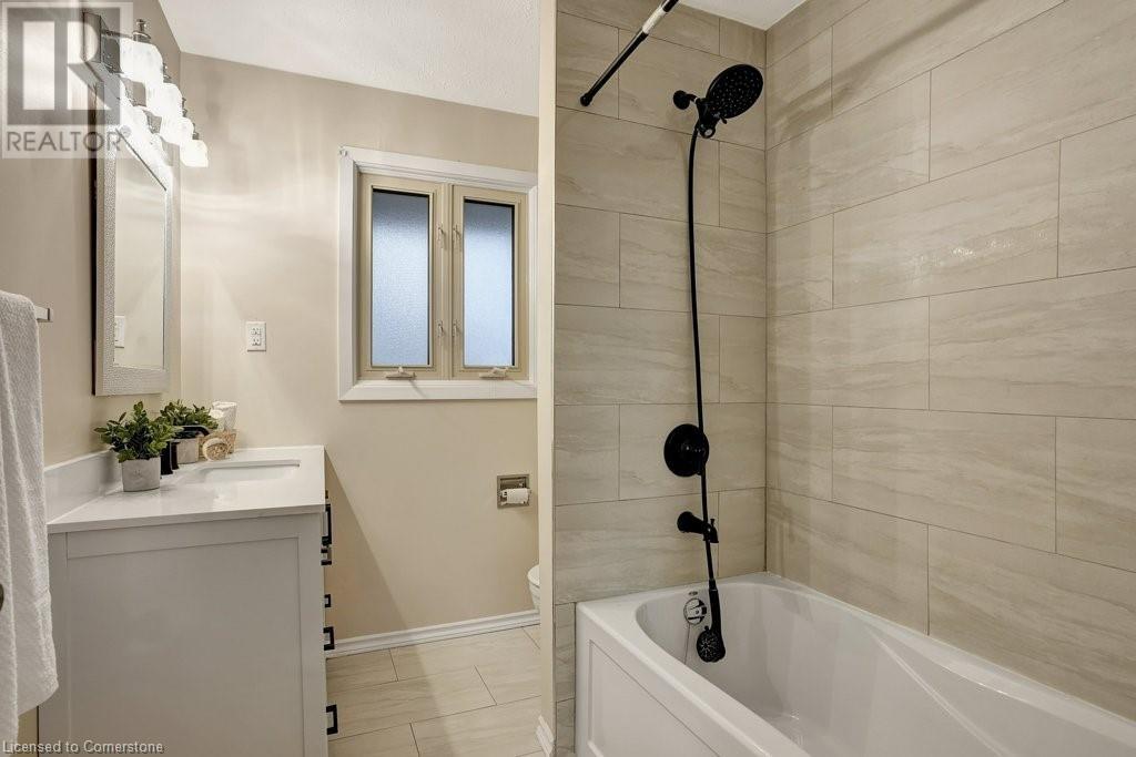 67 Kimberly Crescent Unit# Upper, Kitchener, Ontario  N2E 1C8 - Photo 21 - 40684072