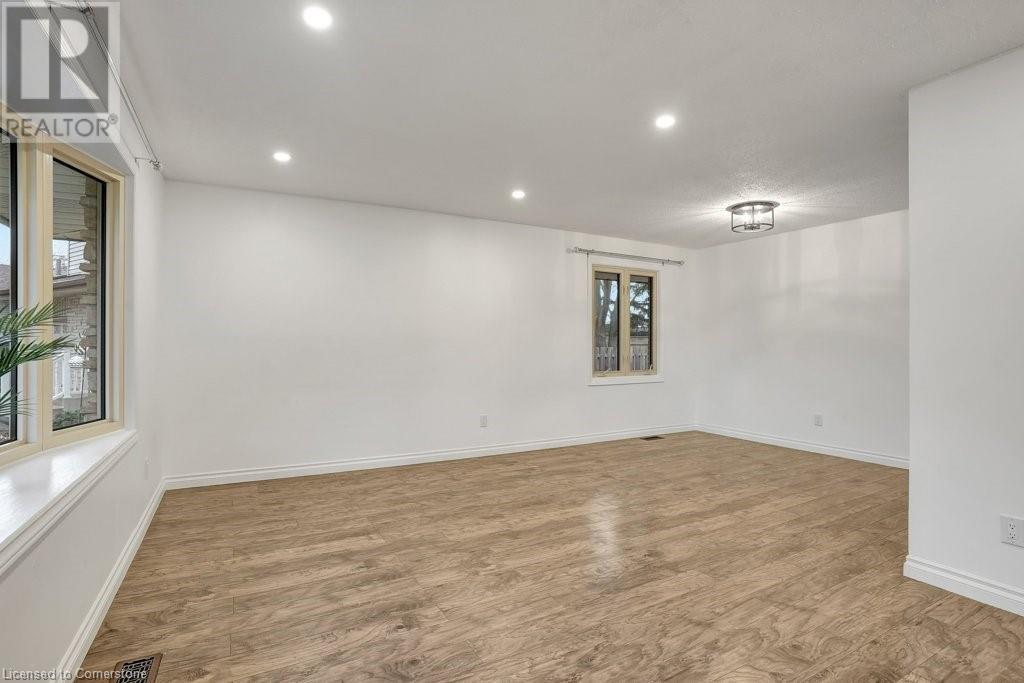 67 Kimberly Crescent Unit# Upper, Kitchener, Ontario  N2E 1C8 - Photo 8 - 40684072