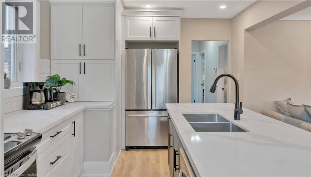 5 Sunning Hill Avenue Unit# Upper, Hamilton, Ontario  L8T 1B3 - Photo 3 - 40684207