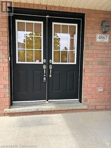 4867 Verdi Street, Burlington, Ontario  L7M 0H4 - Photo 2 - 40683692