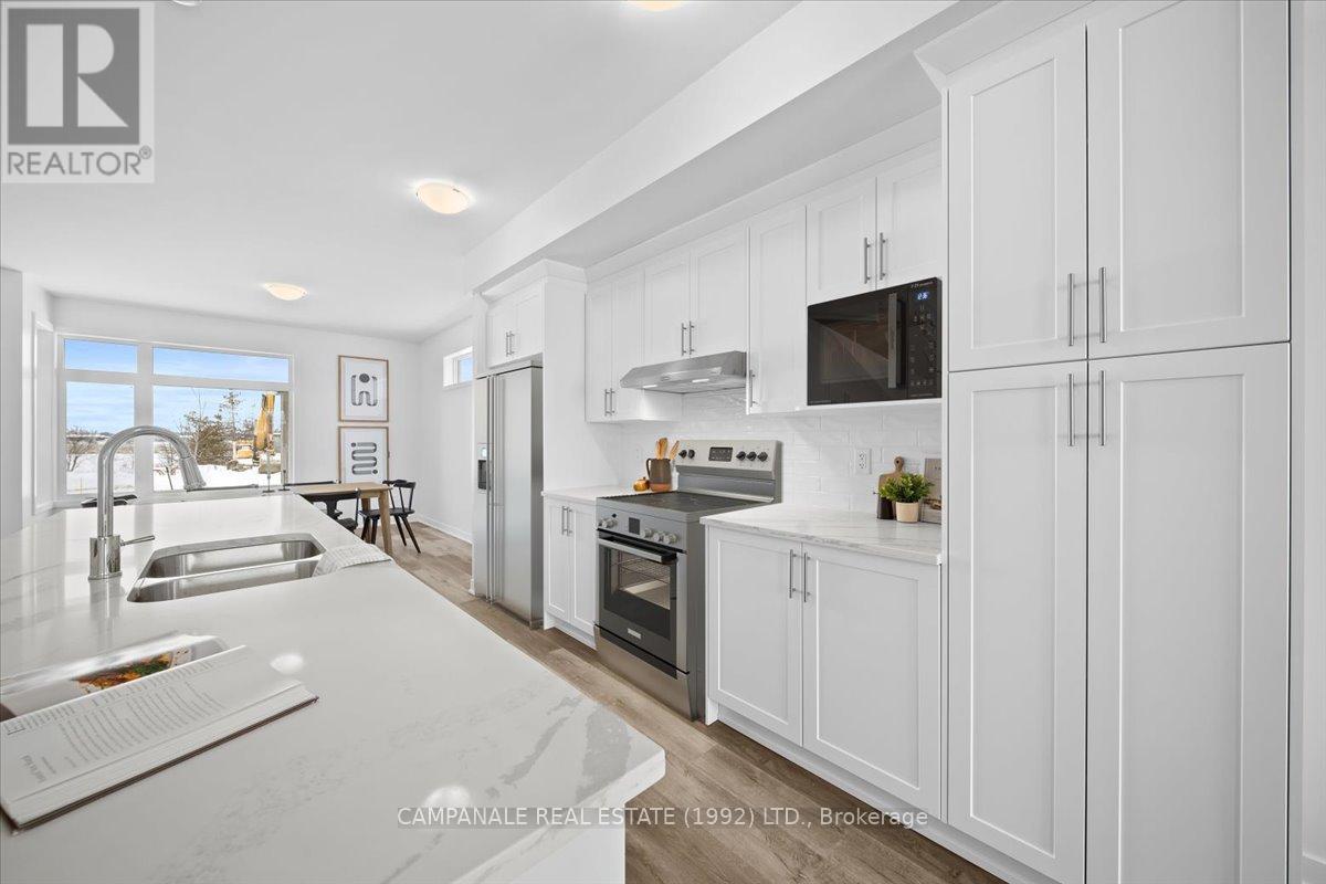 Property at 32 LEO MOSKOS STREET image 5