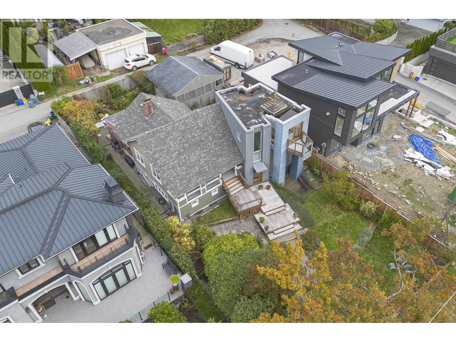 2433 Mathers Avenue, West Vancouver, British Columbia V7V 2H9 - Photo 36 - R2949449