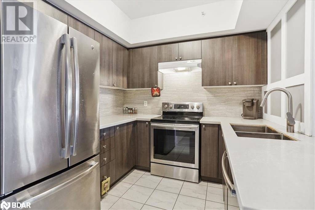 5 Greenwich Street Unit# 203, Barrie, Ontario  L4N 7Y8 - Photo 4 - 40684178