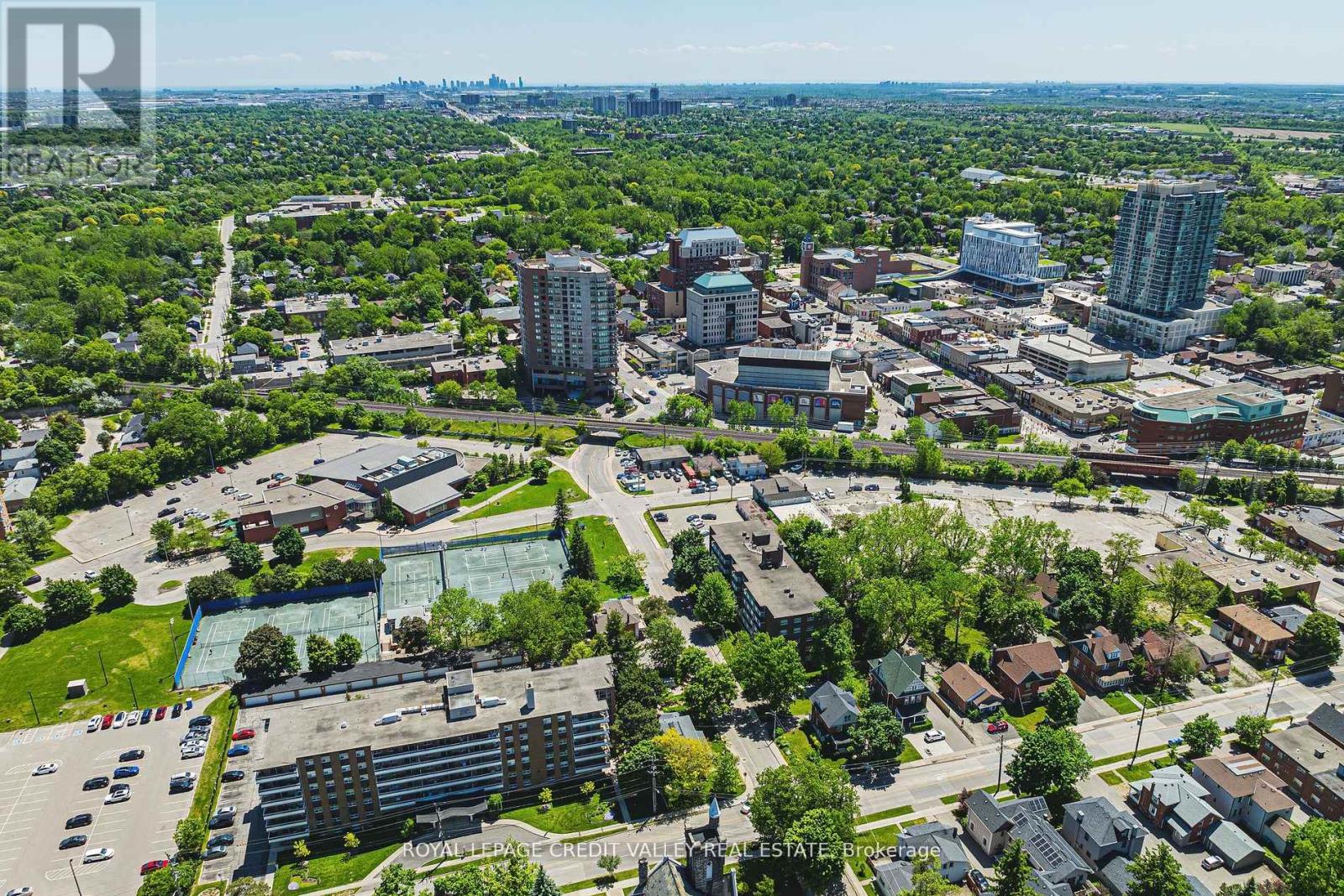 21 - 23 Union Street, Brampton, Ontario  L6V 1R2 - Photo 22 - W11886613