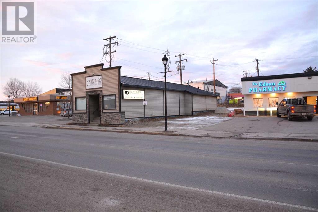 Property at 4928 4 Avenue image 3