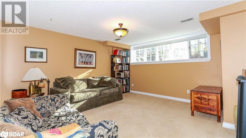 160 Gilwood Park Drive, Penetanguishene, Ontario  L9M 1Z6 - Photo 13 - 40684218