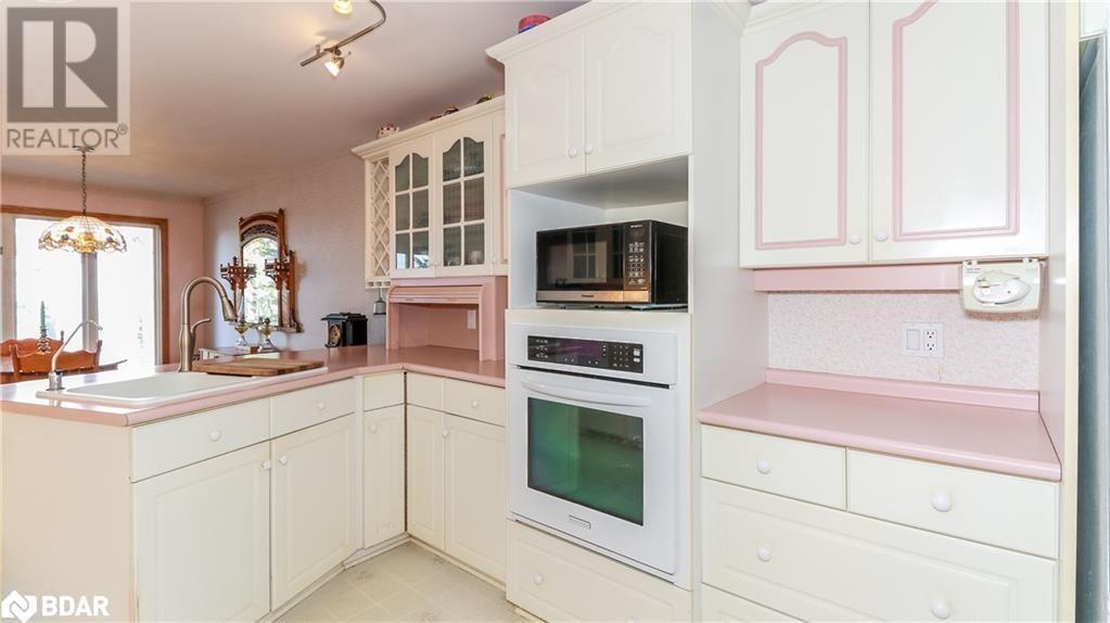 160 Gilwood Park Drive, Penetanguishene, Ontario  L9M 1Z6 - Photo 7 - 40684218