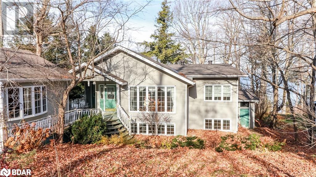 160 Gilwood Park Drive, Penetanguishene, Ontario  L9M 1Z6 - Photo 2 - 40684218