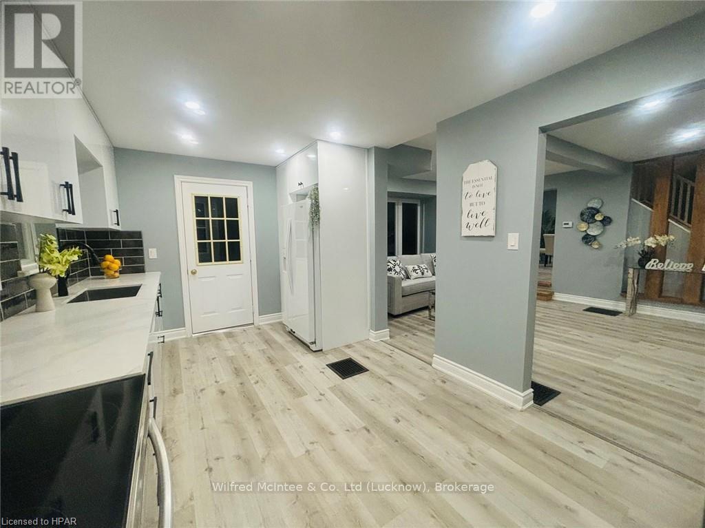 476 Hamilton Street, Huron-Kinloss, Ontario  N0G 2H0 - Photo 14 - X10781172