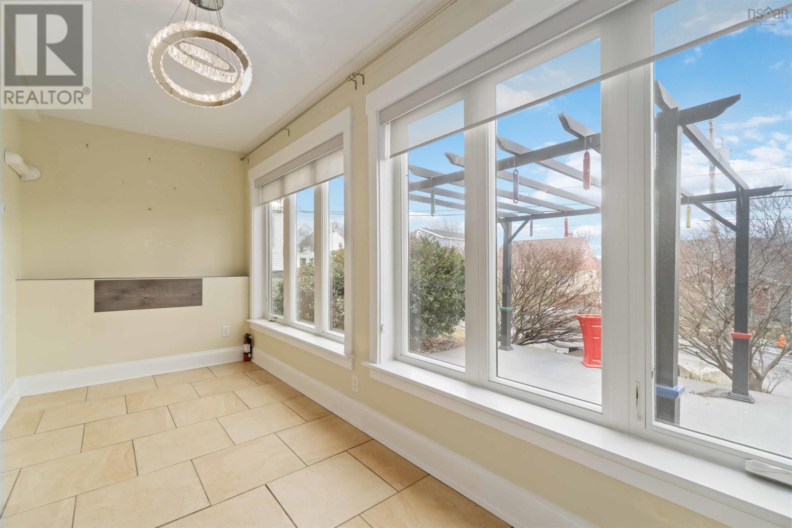 3569 Windsor Street, Halifax, Nova Scotia  B3K 5G7 - Photo 11 - 202428024