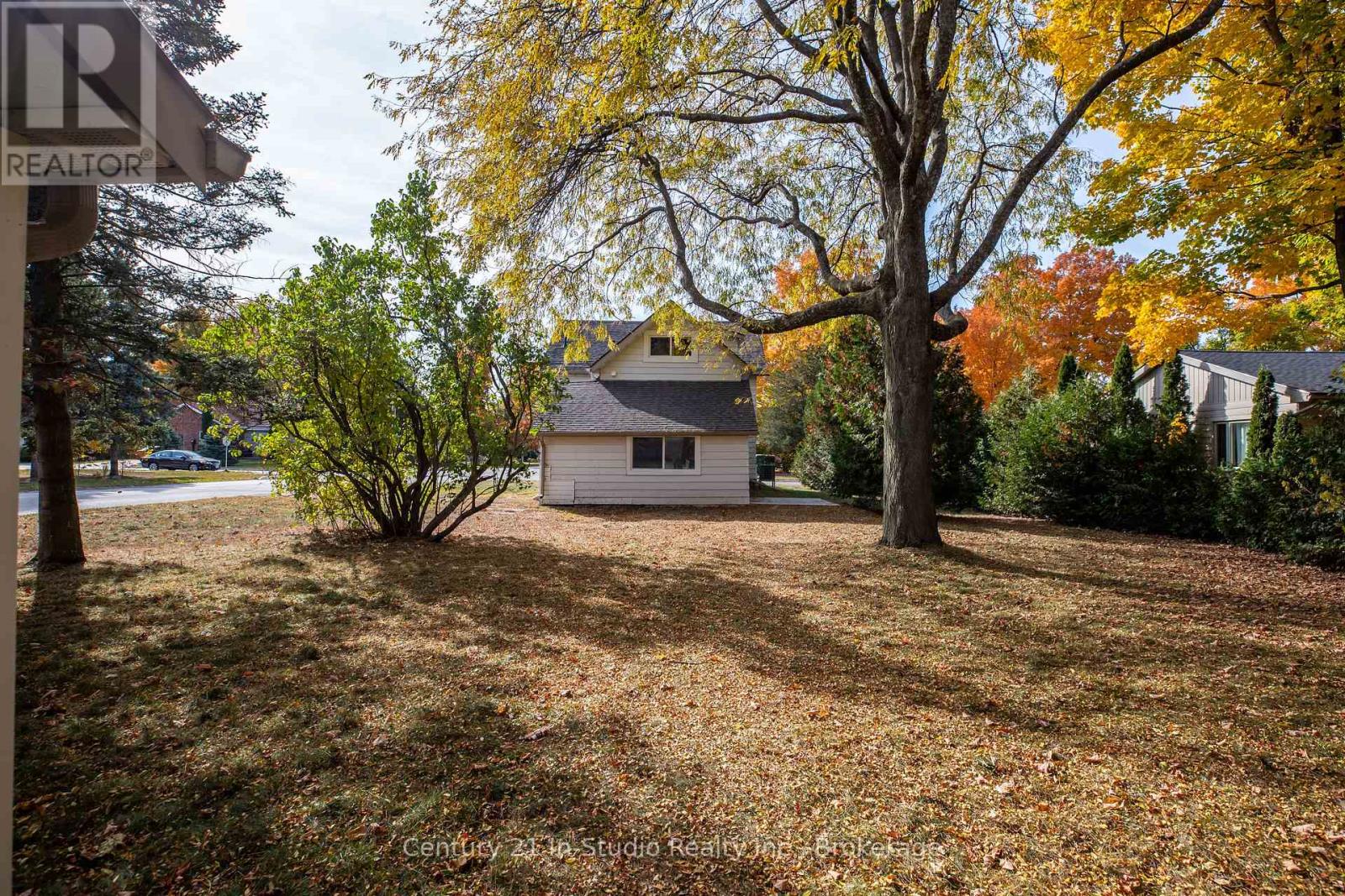 631 Louis Street, Saugeen Shores, Ontario  N0H 2C4 - Photo 3 - X11886714