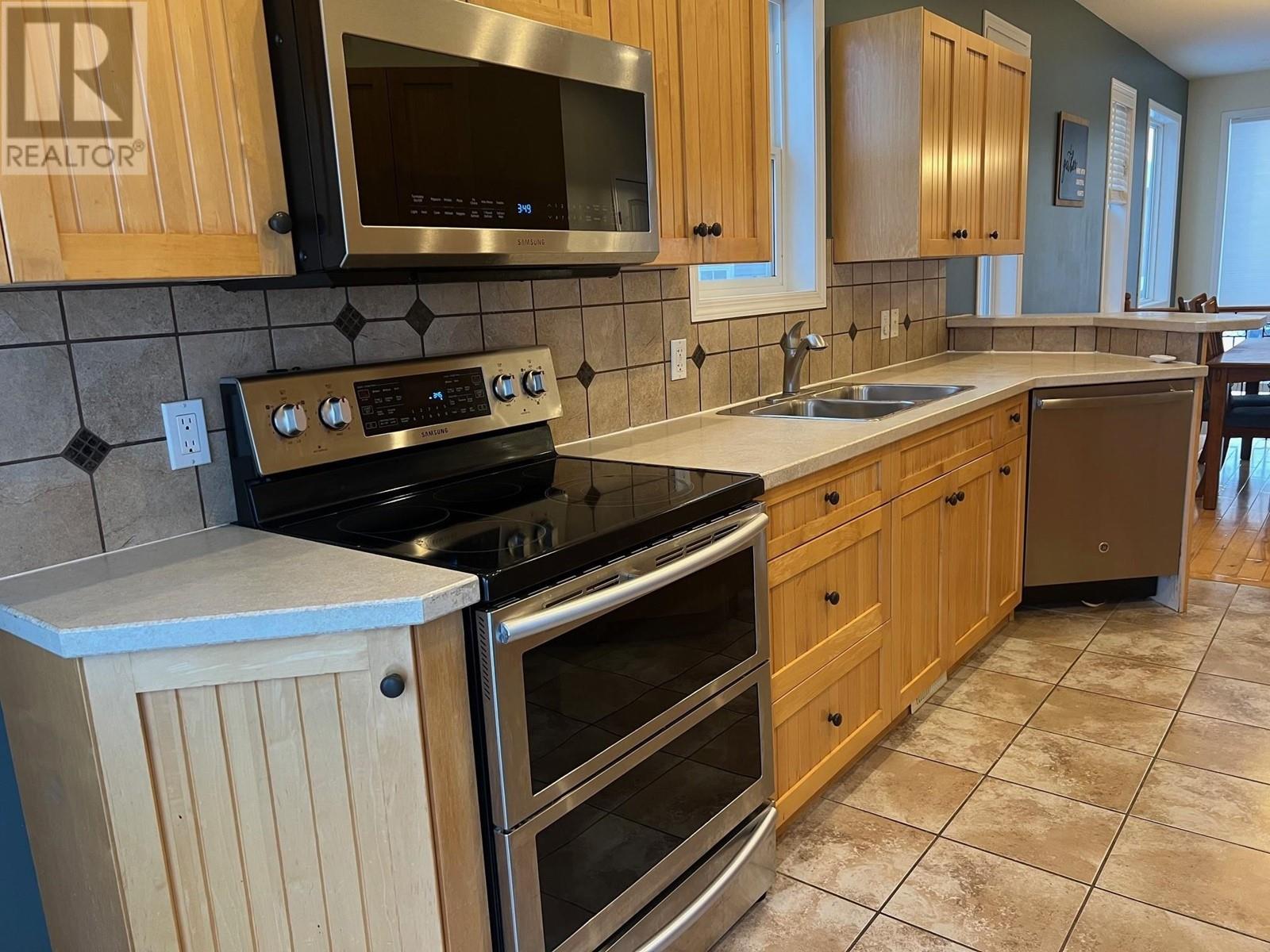 11311 88a Street, Fort St. John, British Columbia V1J 0C5 - Photo 4 - R2948448