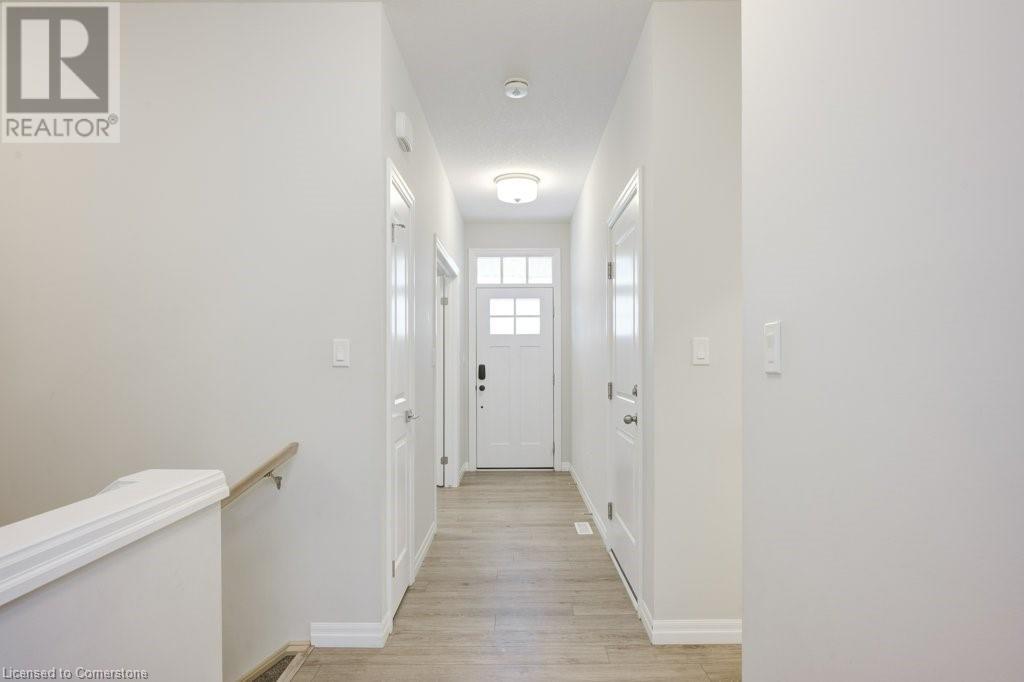 105 Livingston Drive, Tillsonburg, Ontario  N4G 0J3 - Photo 5 - 40684162