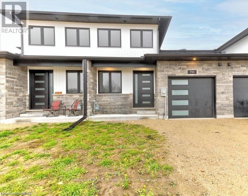 793 Bryans Drive, Huron East, Ontario  N0G 1H0 - Photo 2 - X11880268