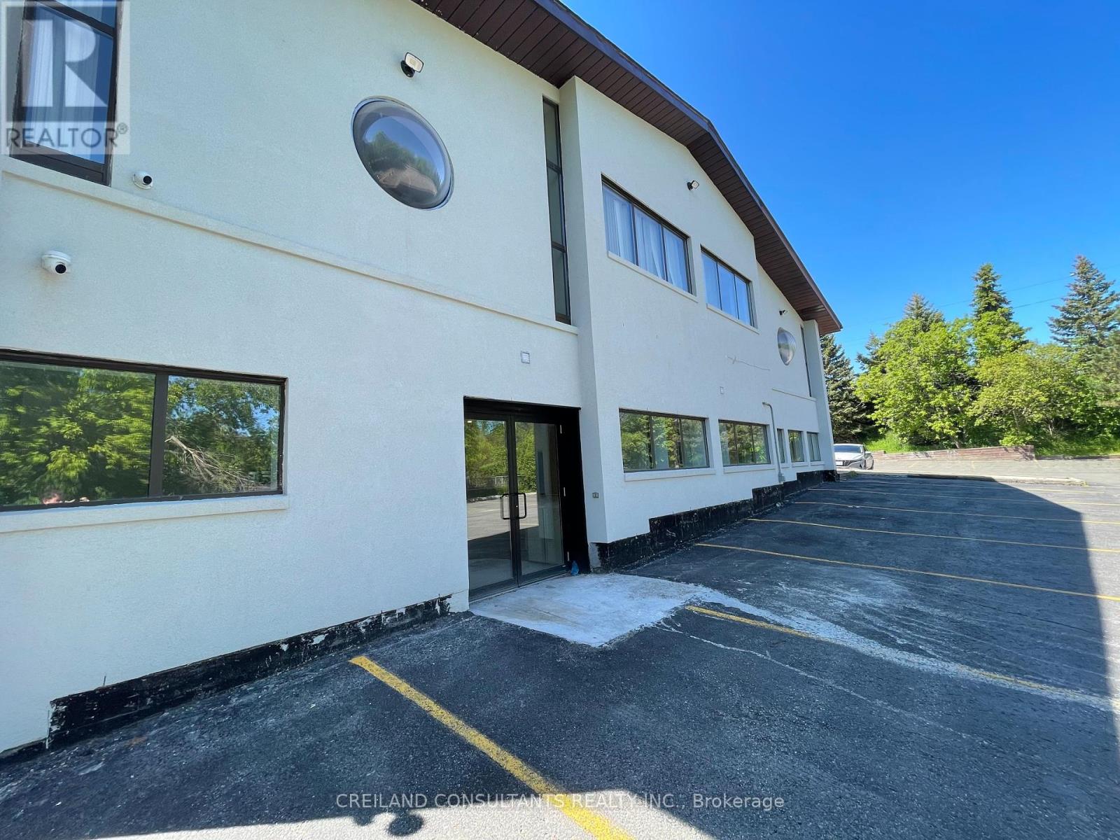 U#4 - 720 Sheppard Avenue, Pickering (Woodlands), Ontario  L1V 1G5 - Photo 3 - E11886781