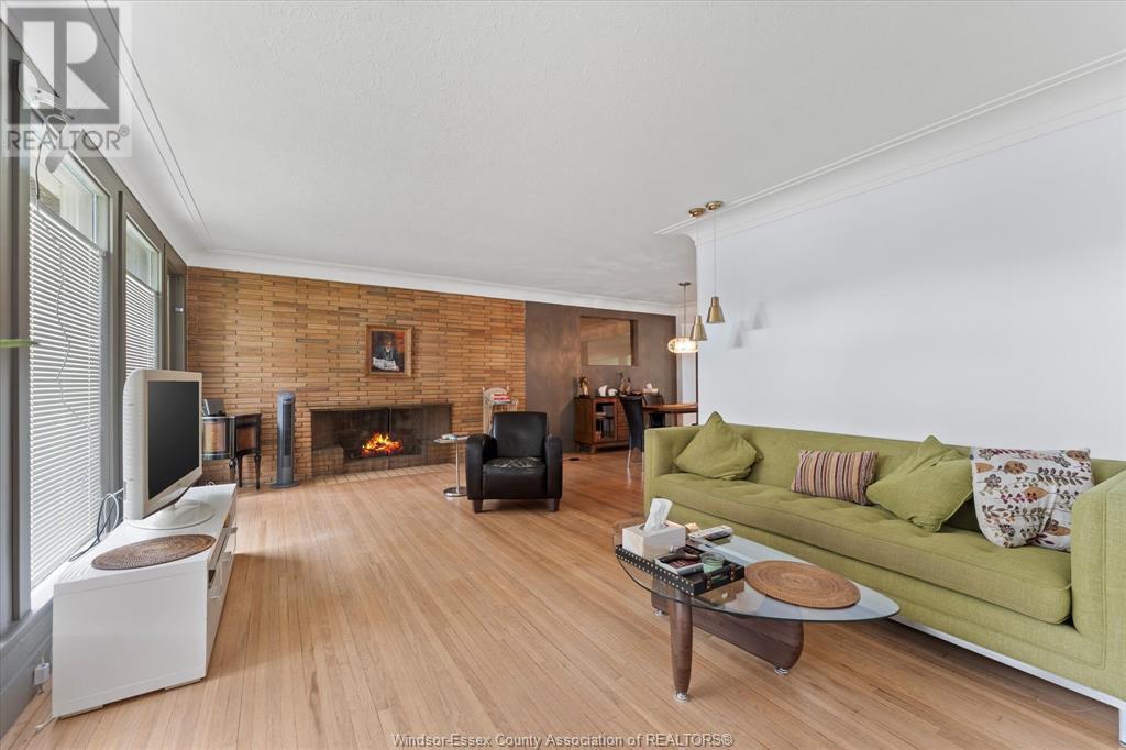 13961 Riverside Drive, Tecumseh, Ontario  N8N 1B7 - Photo 6 - 24029154