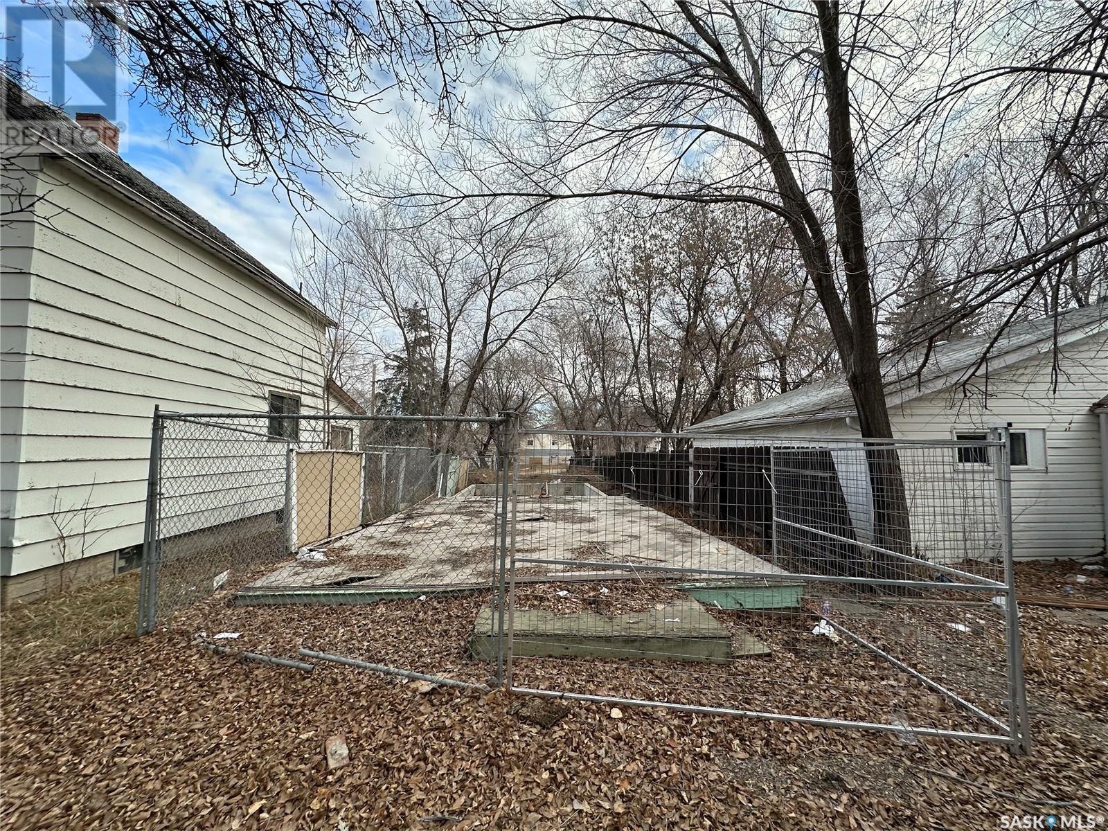346 U Avenue S, Saskatoon, Saskatchewan  S7M 3C3 - Photo 3 - SK990351