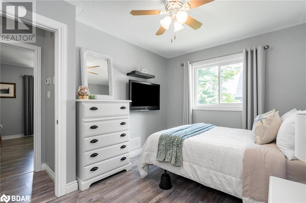 10 Clarence Avenue, Penetanguishene, Ontario  L9M 1A9 - Photo 11 - 40680642