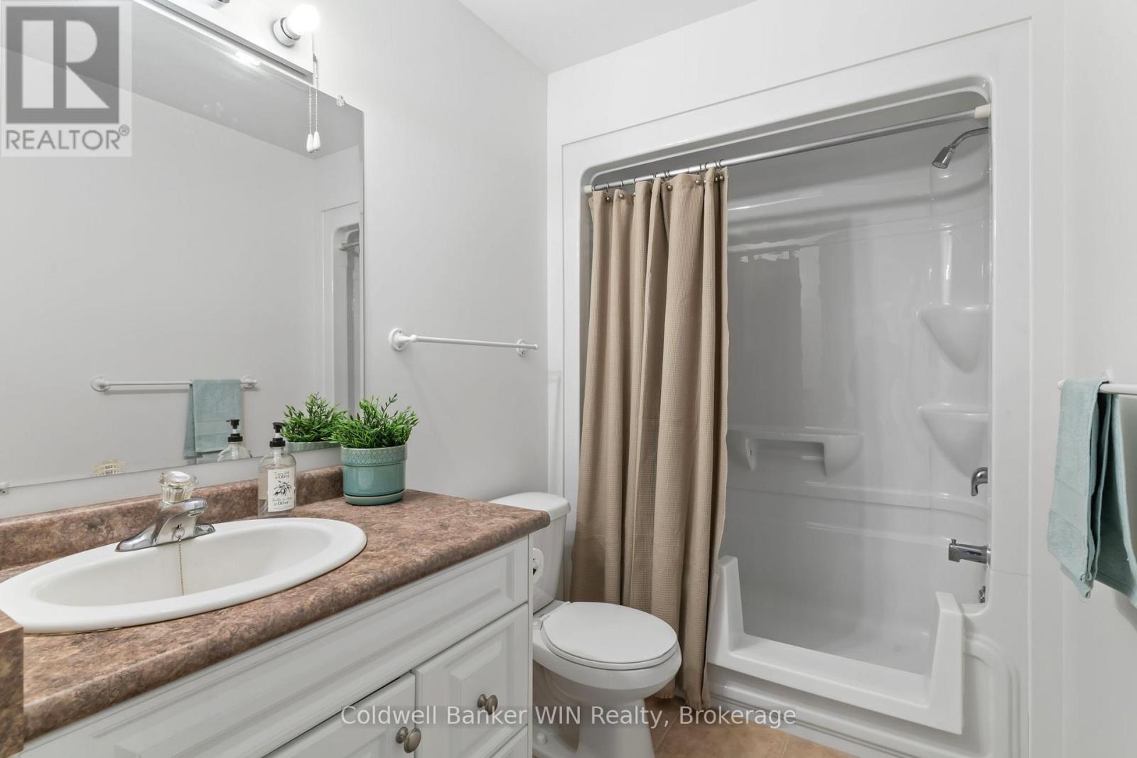 301 - 401 Birmingham Street E, Wellington North, Ontario  N0G 2L2 - Photo 9 - X11886806