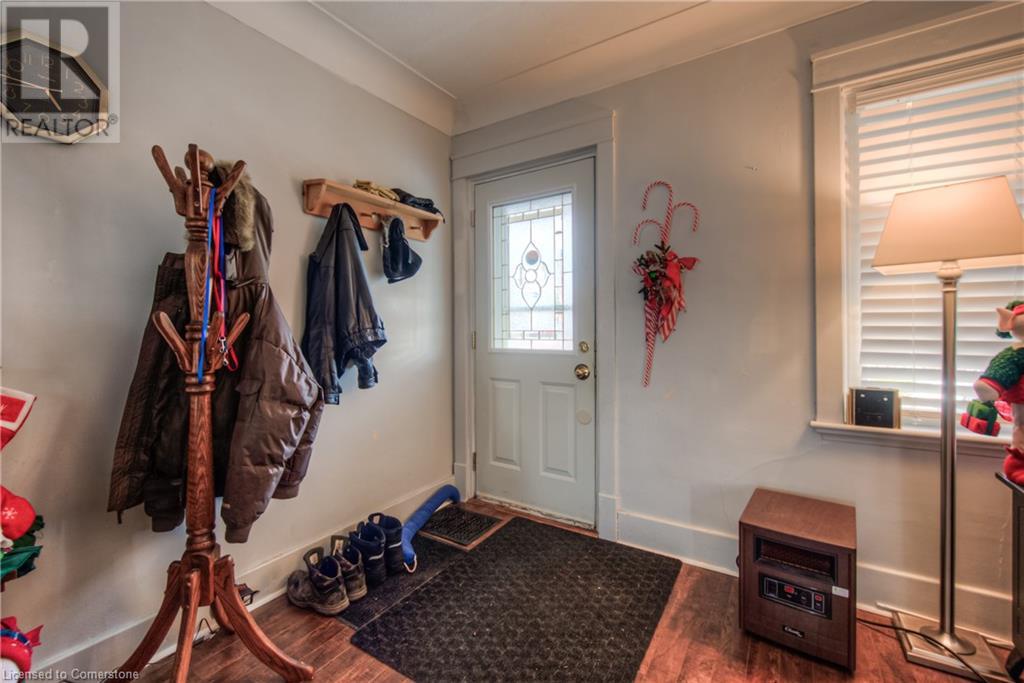 90 Gordon Street, Brantford, Ontario  N3S 2N4 - Photo 7 - 40684190