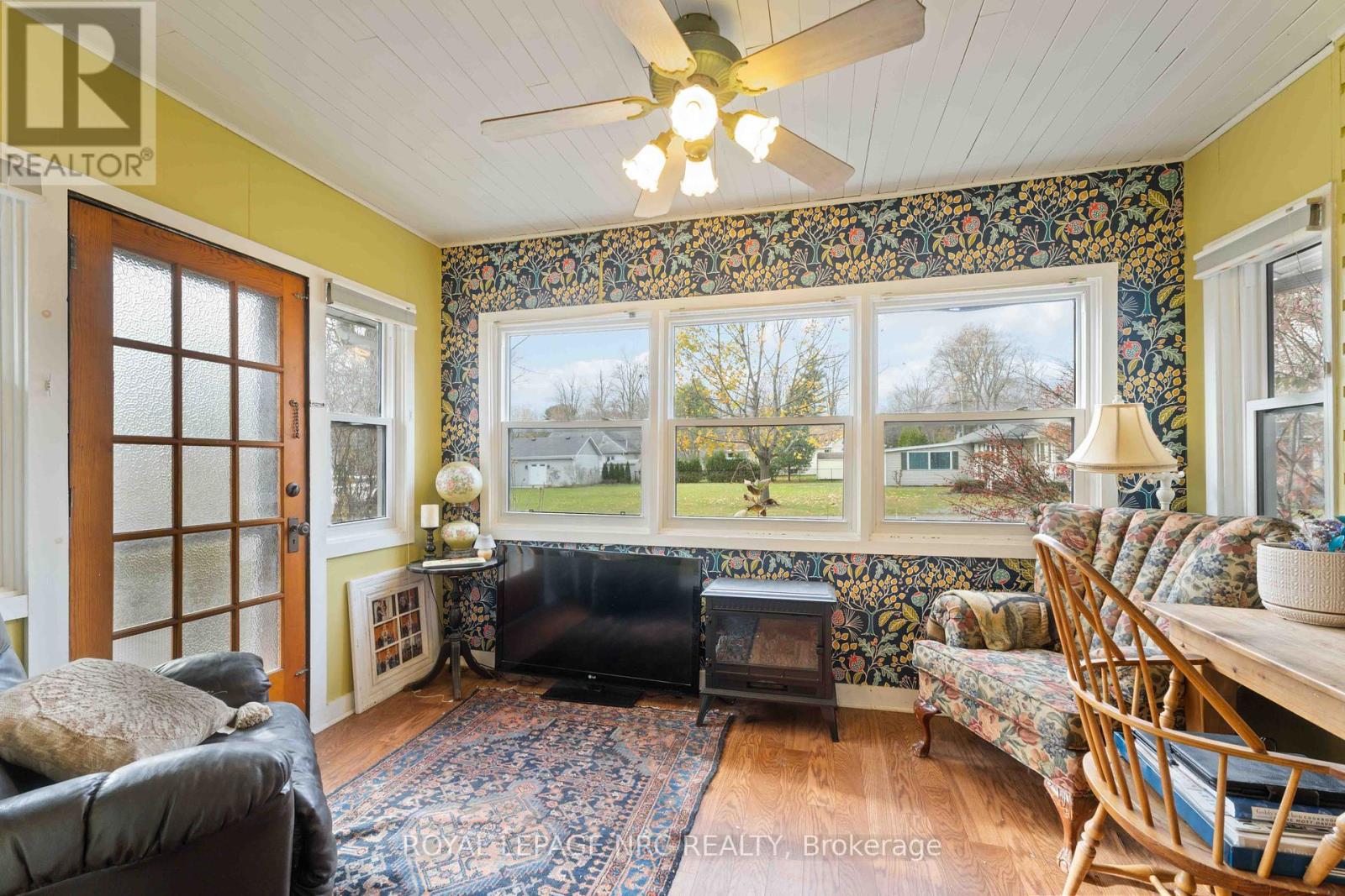 Property at 350 ROSEWOOD AVENUE image 4