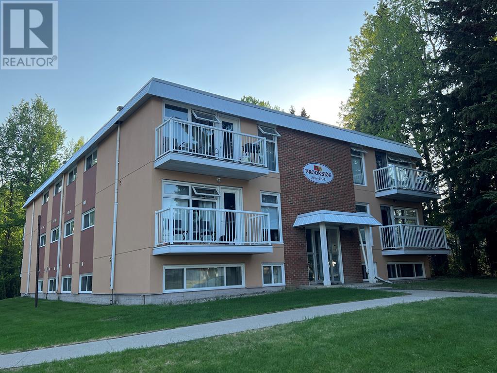 Property at 11, 506 41 Street image 1