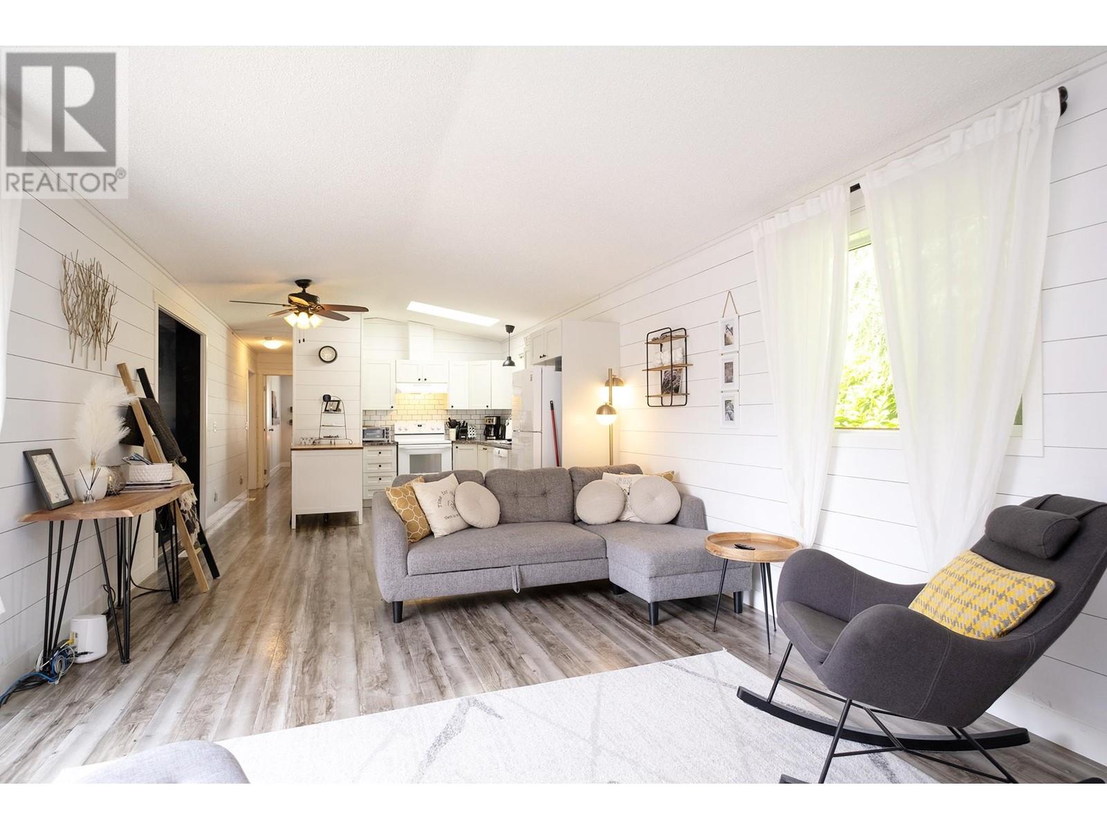 Property at 5611 WAKEFIELD ROAD image 2