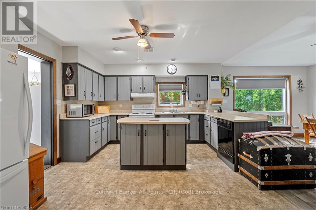 155 Quebec Street, Goderich (Goderich Town), Ontario  N7A 2G8 - Photo 11 - X10780467