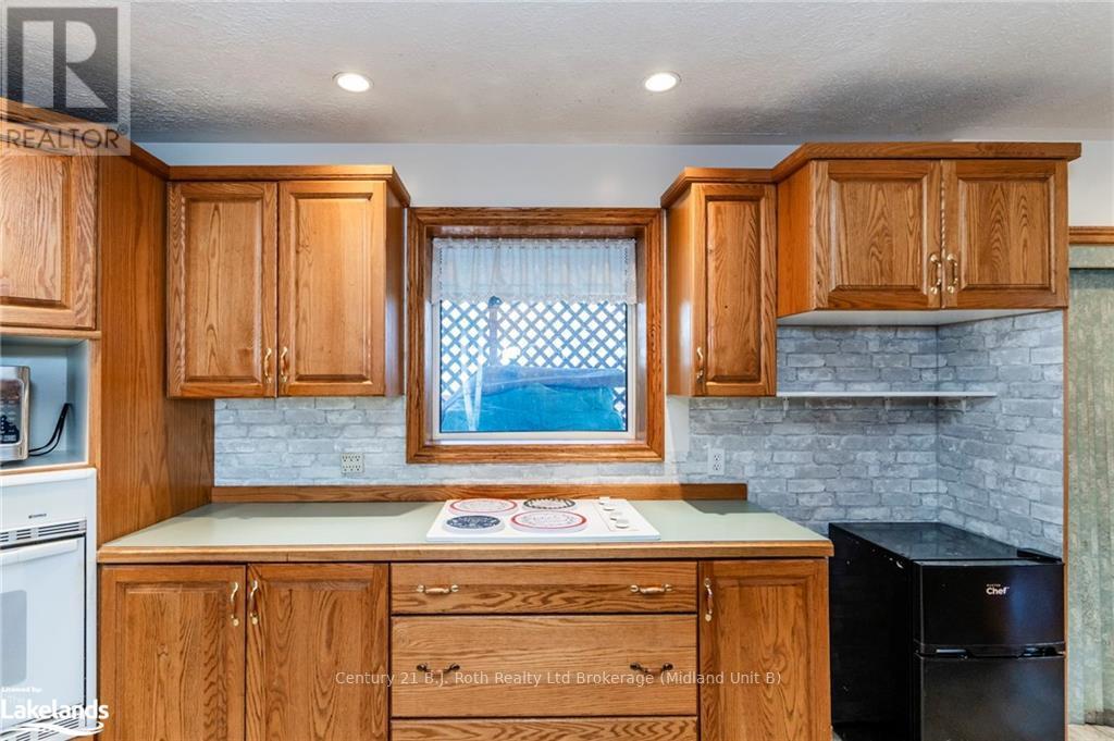 326 Lafontaine Road W, Tiny, Ontario  L9M 0H1 - Photo 9 - S10437681