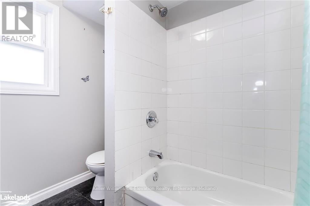 555 Champlain Road, Tiny, Ontario  L9M 0C2 - Photo 15 - S10440410