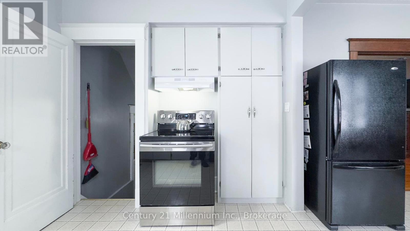 271 9th Street, Hanover, Ontario  N4N 1L3 - Photo 24 - X11886976