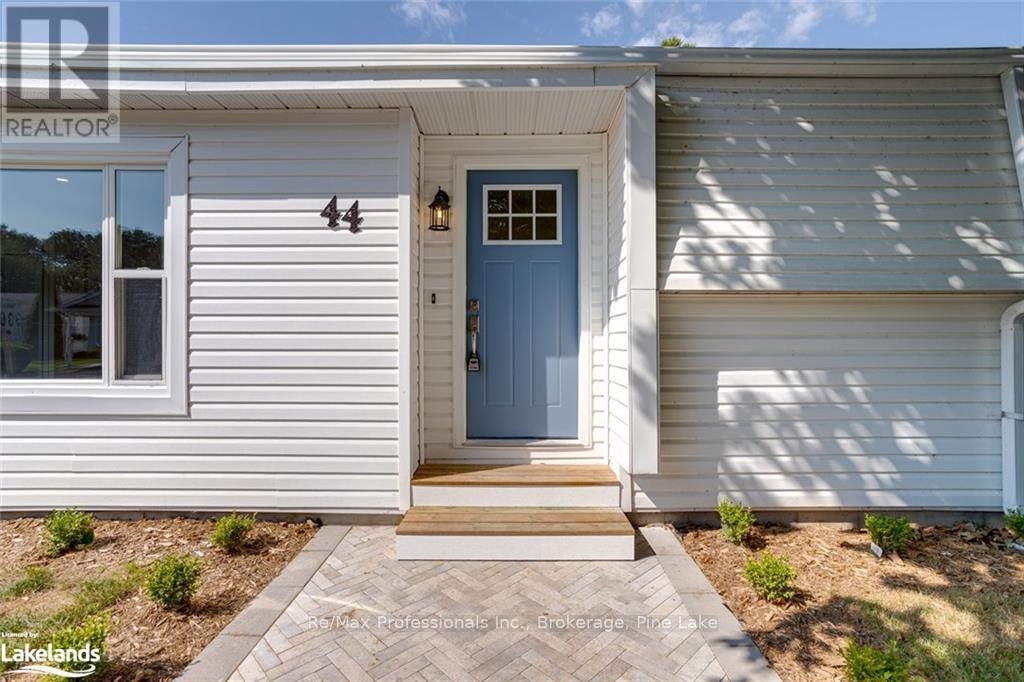 44 Wilmot Trail, Clarington, Ontario  L1B 1B8 - Photo 35 - E10439126