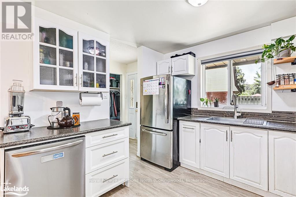 592 Tenth Street, Collingwood, Ontario  L9Y 4C1 - Photo 5 - S10440233