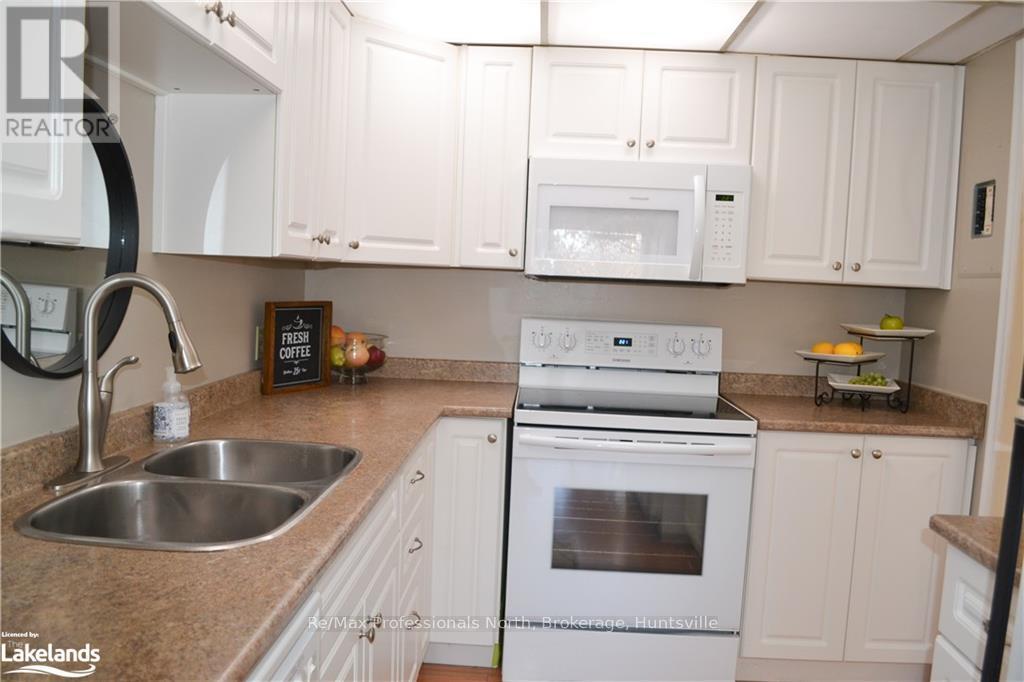 22 - 26 Herman Avenue, Huntsville, Ontario  P1H 1J6 - Photo 3 - X10439211