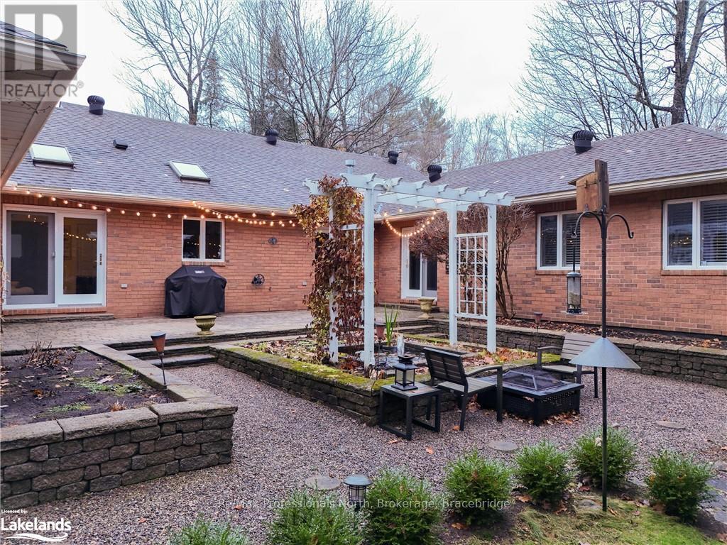 21 Brian Road, Bracebridge, Ontario  P1L 1A5 - Photo 4 - X10440107