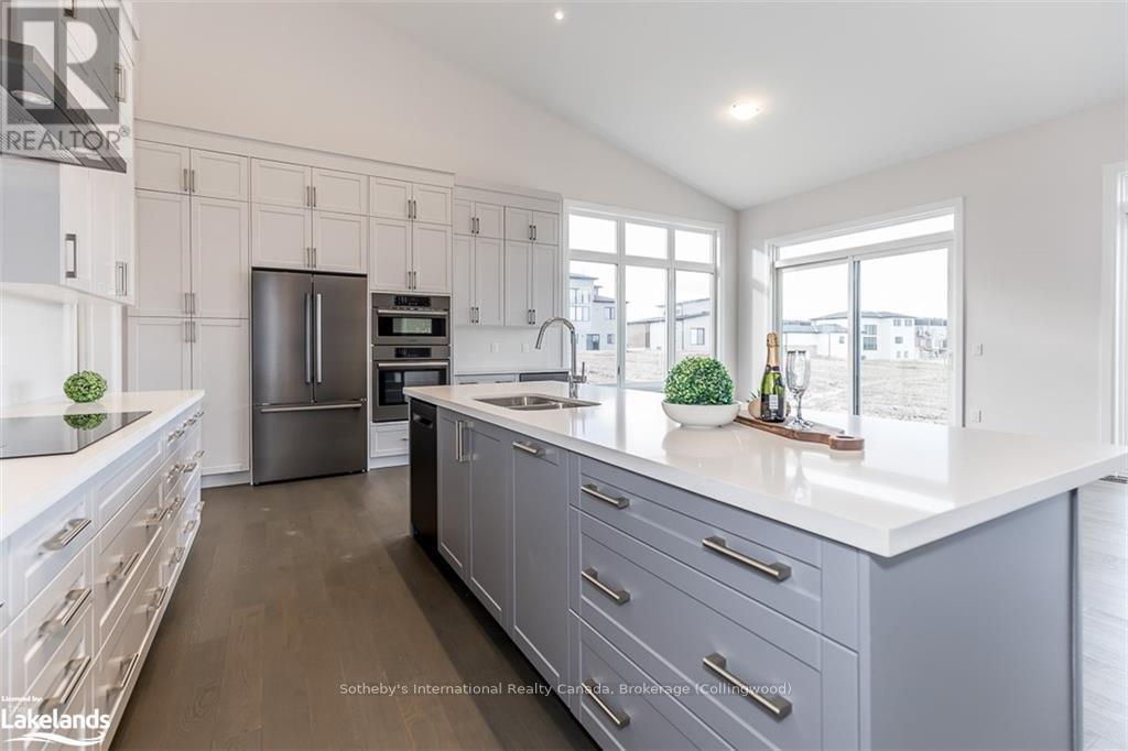 183 West Ridge Drive, Blue Mountains, Ontario  N0H 2P0 - Photo 14 - X10440369