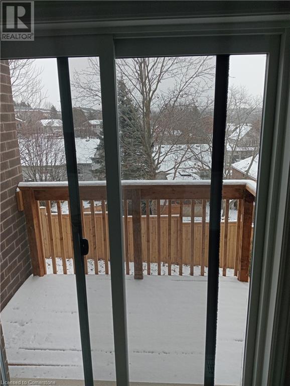 620 Colborne Street W Unit# 32, Brantford, Ontario  N3T 5L5 - Photo 3 - 40684095