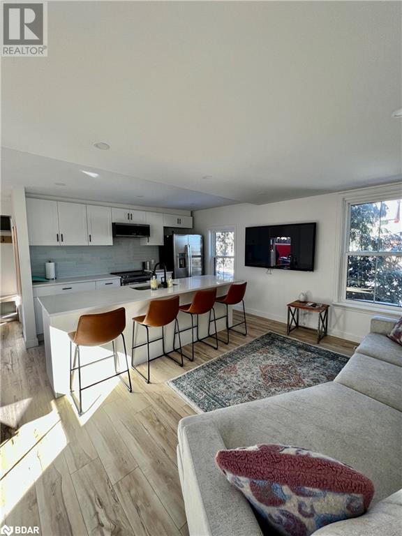 138 Tecumseth Street, Orillia, Ontario  L3V 1Y4 - Photo 3 - 40684108