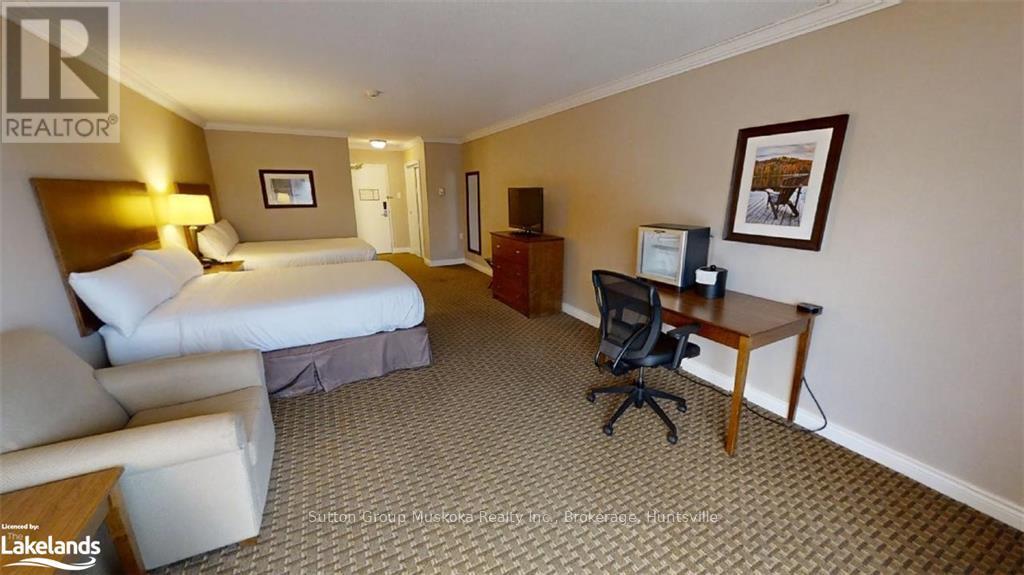 317 - 1235 Deerhurst Drive, Huntsville, Ontario  P1H 2E8 - Photo 5 - X10438105