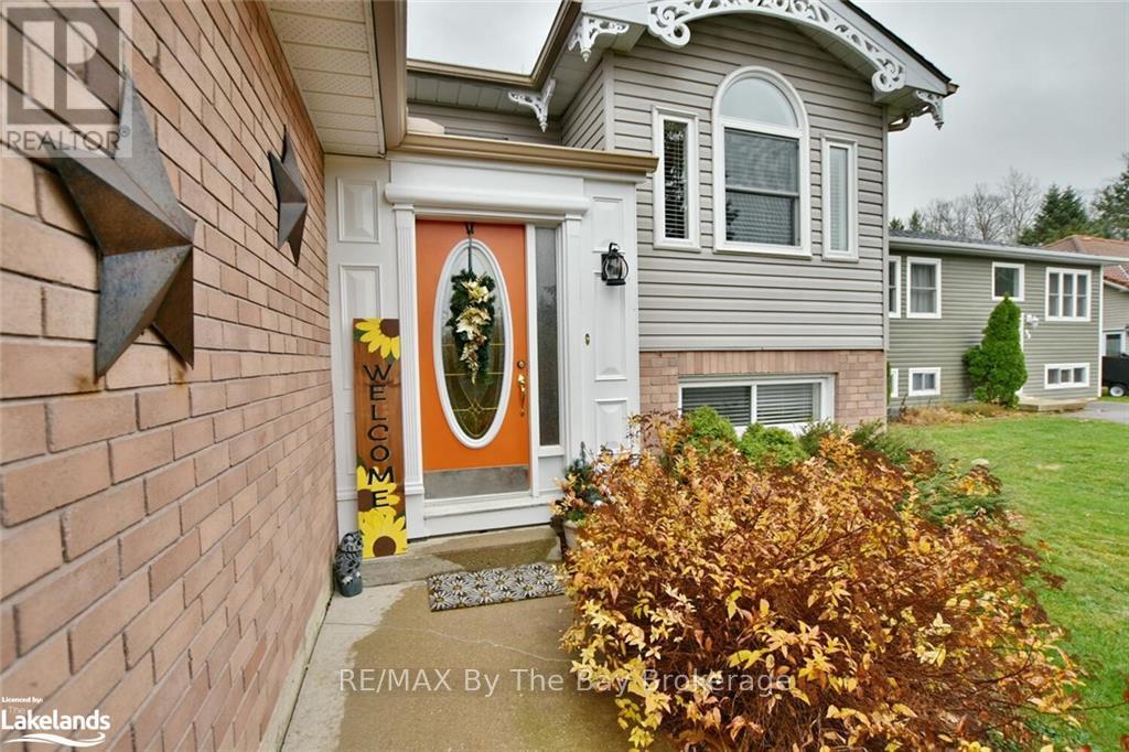 97 Glen Eton Road, Wasaga Beach, Ontario  L9Z 1E8 - Photo 3 - S11822764