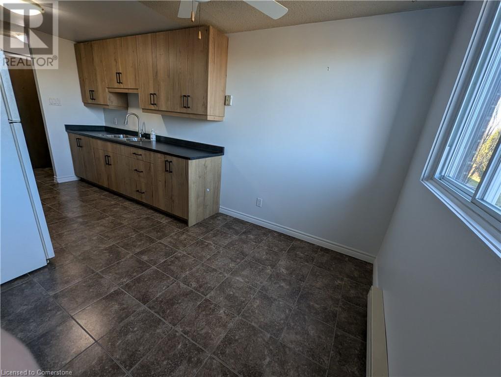 4 Avalon Place Unit# 202, Kitchener, Ontario  N2M 4N6 - Photo 14 - 40675975