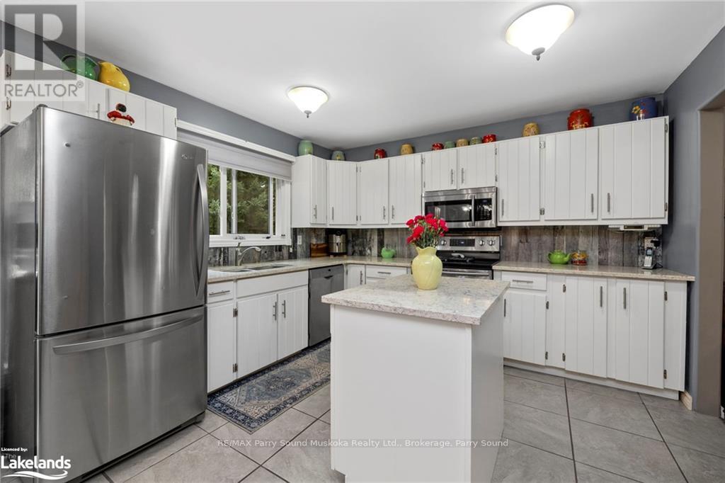 99 Bayview Drive, Carling, Ontario  P0G 1G0 - Photo 20 - X10438281