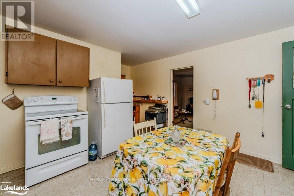 104 Ann Street, Bracebridge, Ontario  P1L 1M1 - Photo 12 - X10438729
